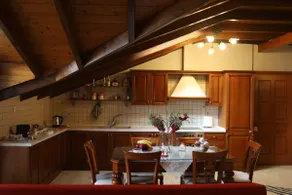 Attic Chalet - Image 5
