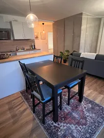 New and cozy in a prime location - Image 3