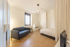 Roof terrace, close to amenities, easy parking - Image 2