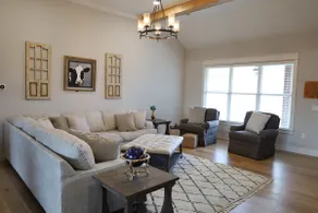 Modern Farmhouse on 1.5 Acres – Near Chattanooga - Image 5