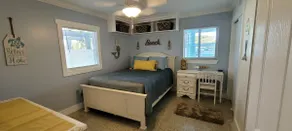 Walk to H20 & Downtown Jensen Beach 3Bed/2BA House - Image 4