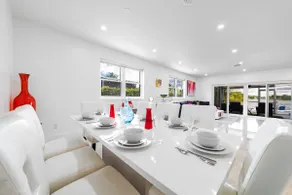 4BR/3BA Miami Welcoming Waterfront Wonder w/ Pool! - Image 3