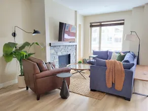 Sun Peaks Luxury Town House - Image 3