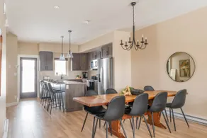 Sun Peaks Luxury Town House - Image 2