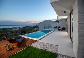Villa Godimento w heated pool - Image 2