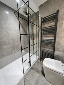 Modern Town-Centre Apartment - Image 4