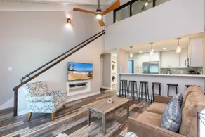 Newly Remodeled Near the Beach - Image 5