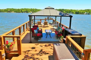 Tranquil Lake Cottage - Image 3