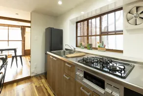 [minpark] Within walking distance of Dazaifu Tenmangu Shrine | Renovated old house | Up to 10 people | WiFi | Kitchen - Image 4