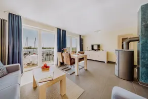 Water view: Apartment by the marina - Image 3
