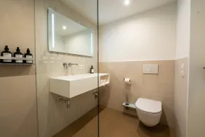 Lovely Loft in Historic District - Image 3