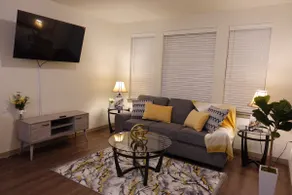 New Luxury 2-Bed, 2-Bath Apt. - Image 5
