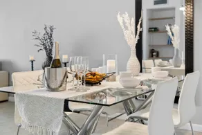Waterfront luxury new condo Sunny Isles Beach - Image 2