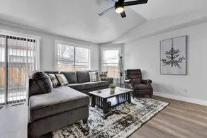 2 Bed 2 Bath House - walkable to Downtown Mountain Home - Image 2