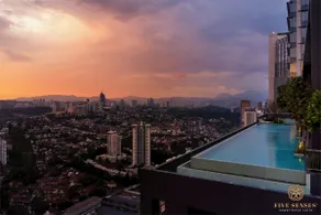 Netflix | Staycation 2 Bedrooms | ViiA KLEC #S1+1 - Image 2