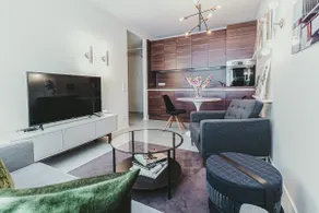 Moonlight Apt 11 - Image 3