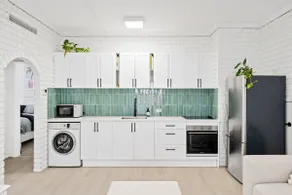 Beachside Scarborough - 2 bed unit 400m from water - Image 2