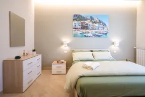 Modern downtown apartment - Image 3