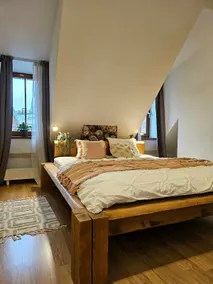 Residence Split Level Apartment - Image 4