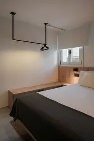 Hapartments 1, modern centrally-located apartment in po. - Image 3