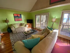 Lakefront Stay on Santee - Image 5