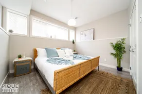 Boho Suite | Long Stays| King Bed |Fireplace &WiFi - Image 2