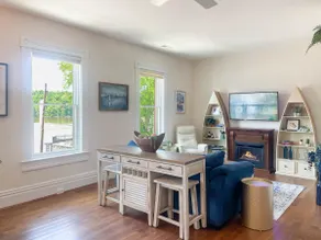 Amazing Water Views! Modern 2B in Historic Suite - Image 2
