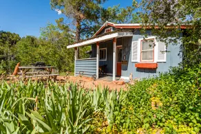 Historic Farley Cabin B *Uptown* Soak Tub* - Image 5