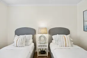 Regency 3 Bedroom Central Town House - Image 3