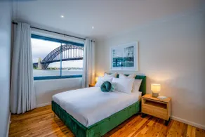 Best Harbour Views & location in Sydney - Image 2