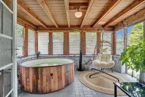 Zen Home Getaway - HotTub/BBQ + 5 min to Hard Rock - Image 4
