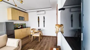 Cozy 1 Bedroom/Living Room Apartment, Lagoon View - Image 3