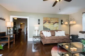 Pet friendly cottage- near downtown! - Image 5