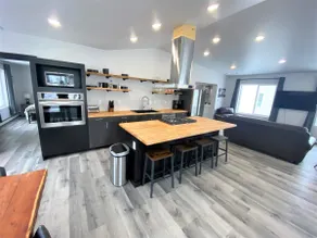Up North Luxury w/Unmatched Charm! 2 miles to MTU! - Image 5