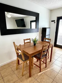 Townhome - 6 mile Stockyards - 22 Miles D- stadium - Image 4