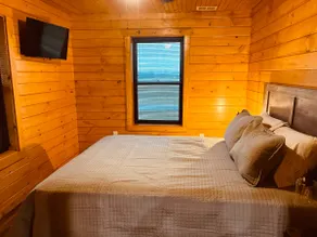 Private Getaway on Bourbon Trail w Hot Tub - Image 5