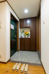 Toshi's Apartment, Family Apartment 1 - Image 3
