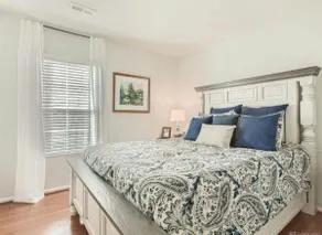 Luxury Business & Vaction Home - Image 4