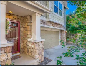 Luxury Business & Vaction Home - Image 2