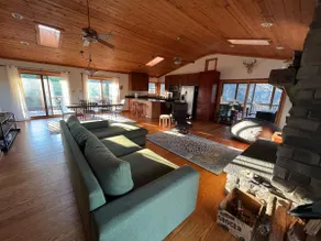 Tree-Surrounded Private Cabin - Image 3
