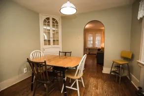 Charming vintage apartment - Image 5