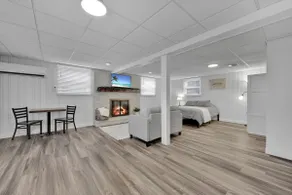 Heritage Hideaway - Fabulous studio *w/King bed - Image 3