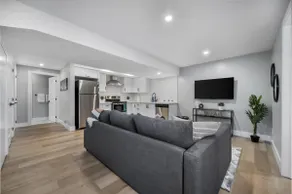 Bright & Cozy 1BR Basement Unit - Image 3