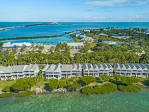 Waterfront Duck Key Villa - Sleeps 8 - Image 3