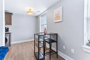Your Cozy One Bedroom Detriot - Image 3