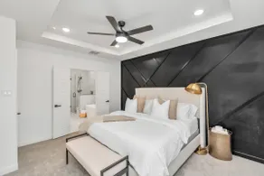 Calming Luxury Oasis | Downtown Houston Sleeps 10 - Image 3