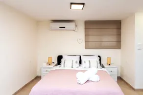By Midrachov Calm & Cosy Suite עם ממ״ד, Sleeps 3 - Image 3