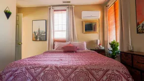 Cozy Work from Home Ready Apartment near downtown - Image 3