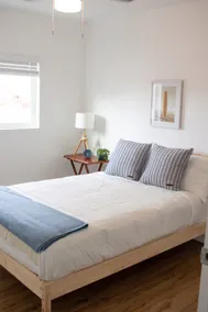 Easy Self Check In 2BD1BA Renovated  Hidden Gem - Image 2
