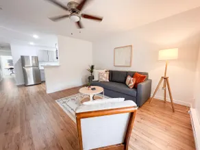 Easy Self Check In 2BD1BA Renovated  Hidden Gem - Image 5